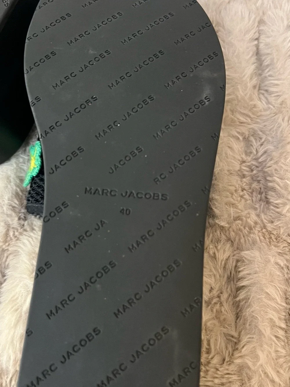 Marc Jacobs Black womens Floral Embroidered platform Slides size 9.5